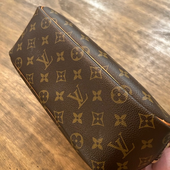 Vintage Louis Vuitton Trouville Leather Handbag Monogram LV Patina 2004 - Picture 7 of 17